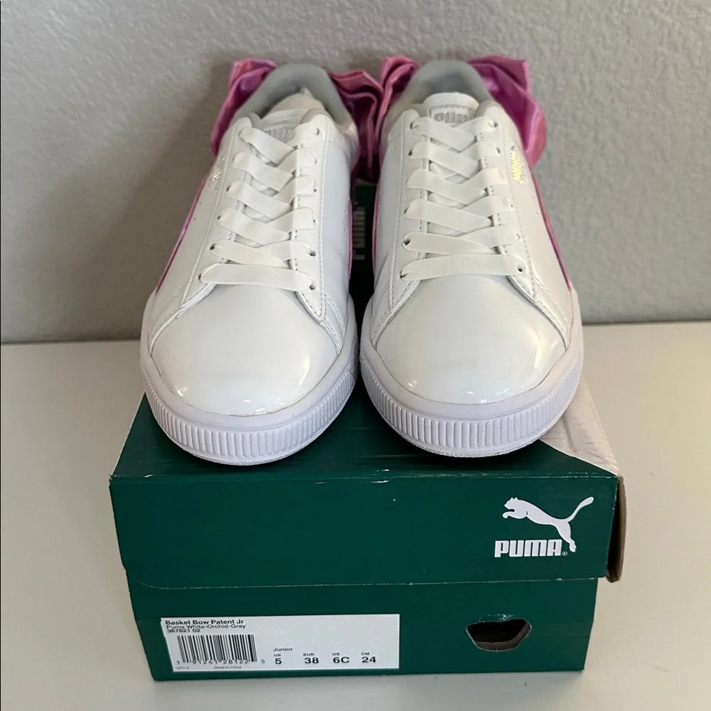 Puma Basket Low Varsity Bow Shoes Patent Leather White Orchid Gray Junior Size 5